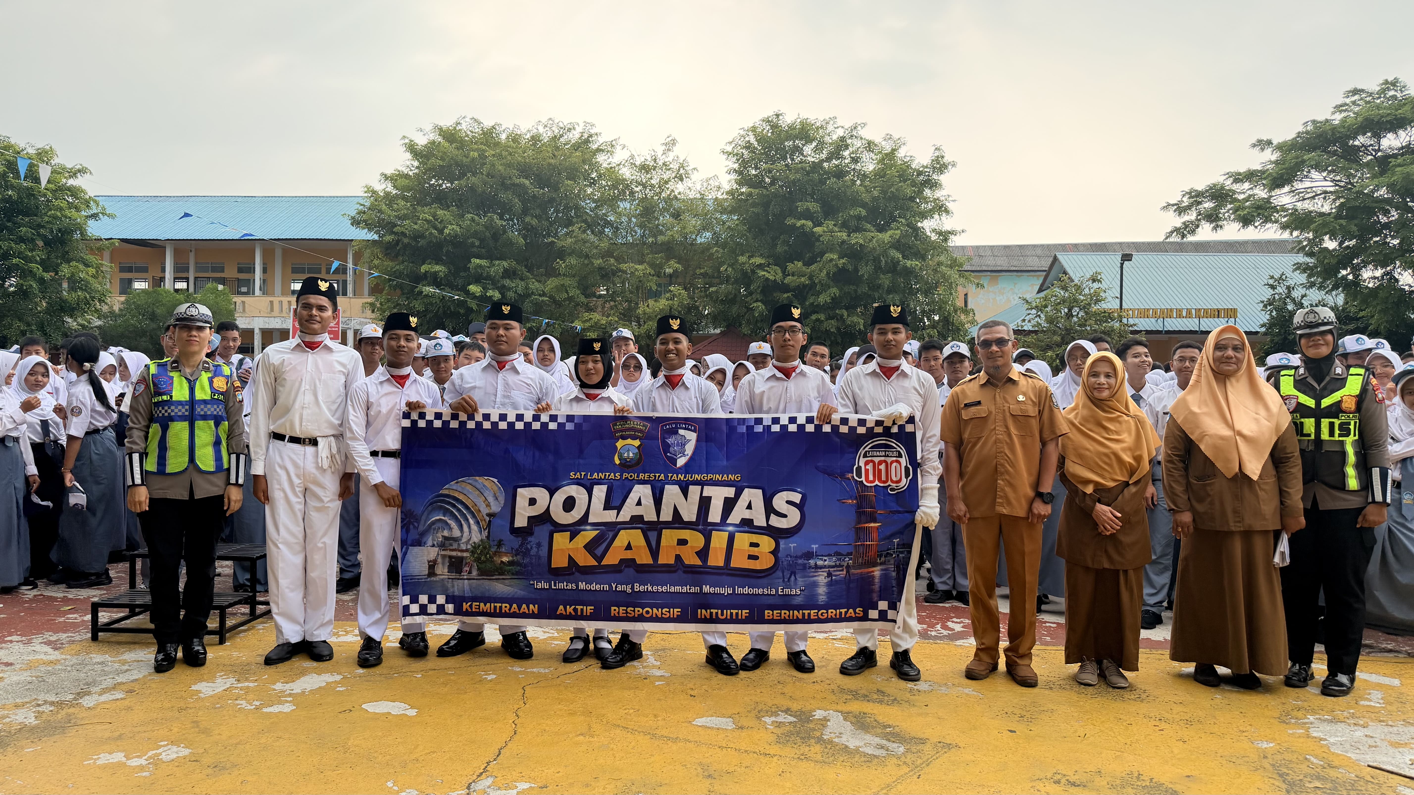 Edukasi Tertib Berlalu Lintas, Satlantas Polresta Tanjungpinang Sambangi SMAN 1 Tanjungpinang